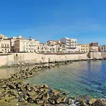La Rosa-1 By Interhome Apartman Plemmirio