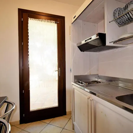 Apartment Studio La Rosa-1 By Interhome